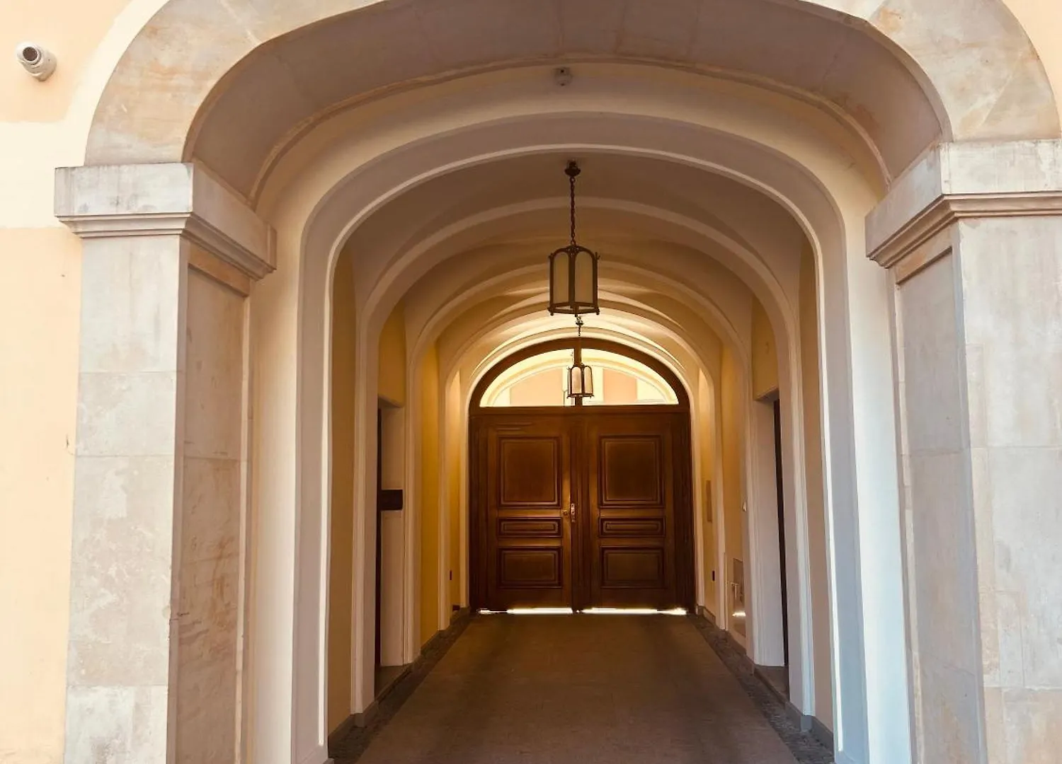 Miodowa Old Town Residence, Historic Royal Route Warsaw Apartment