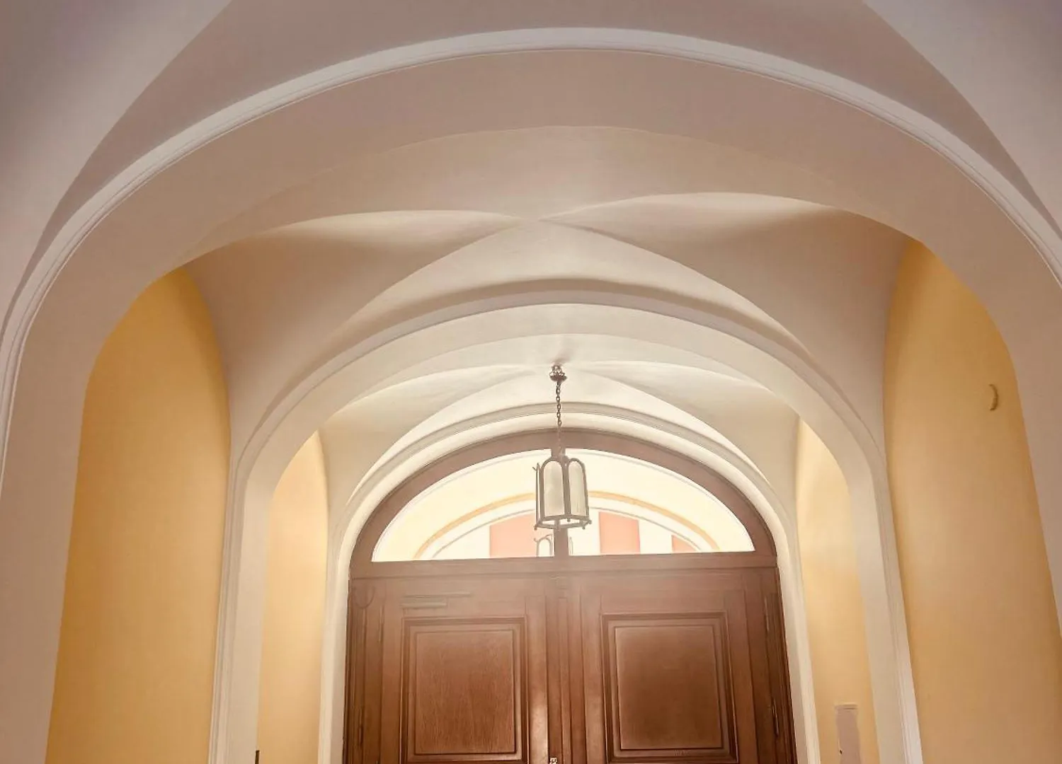 Miodowa Old Town Residence, Historic Royal Route Warsaw Poland